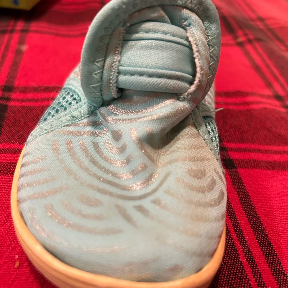 Disney Kids Ariel/The Little Mermaid Water Shoes Size 9